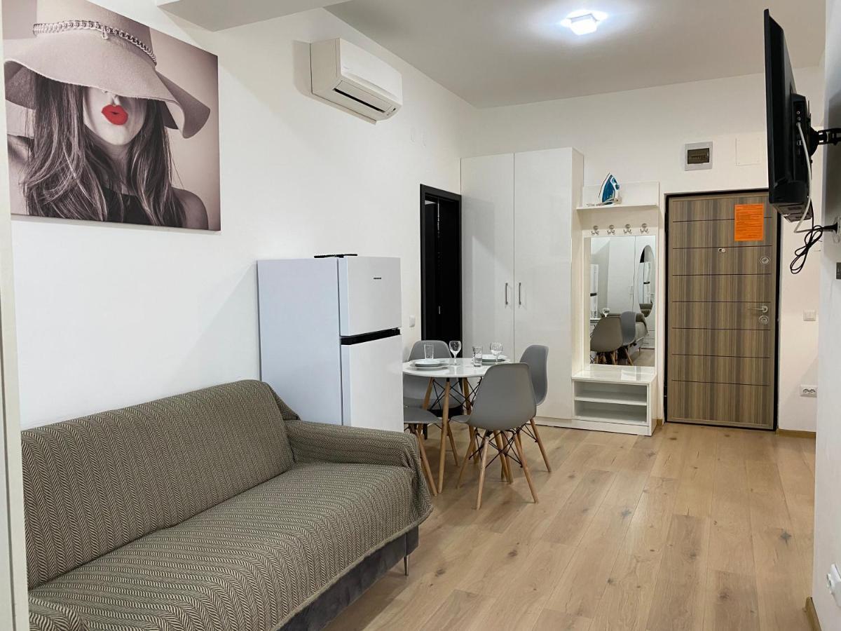 ياش City Center Glam Apartments Palas المظهر الخارجي الصورة