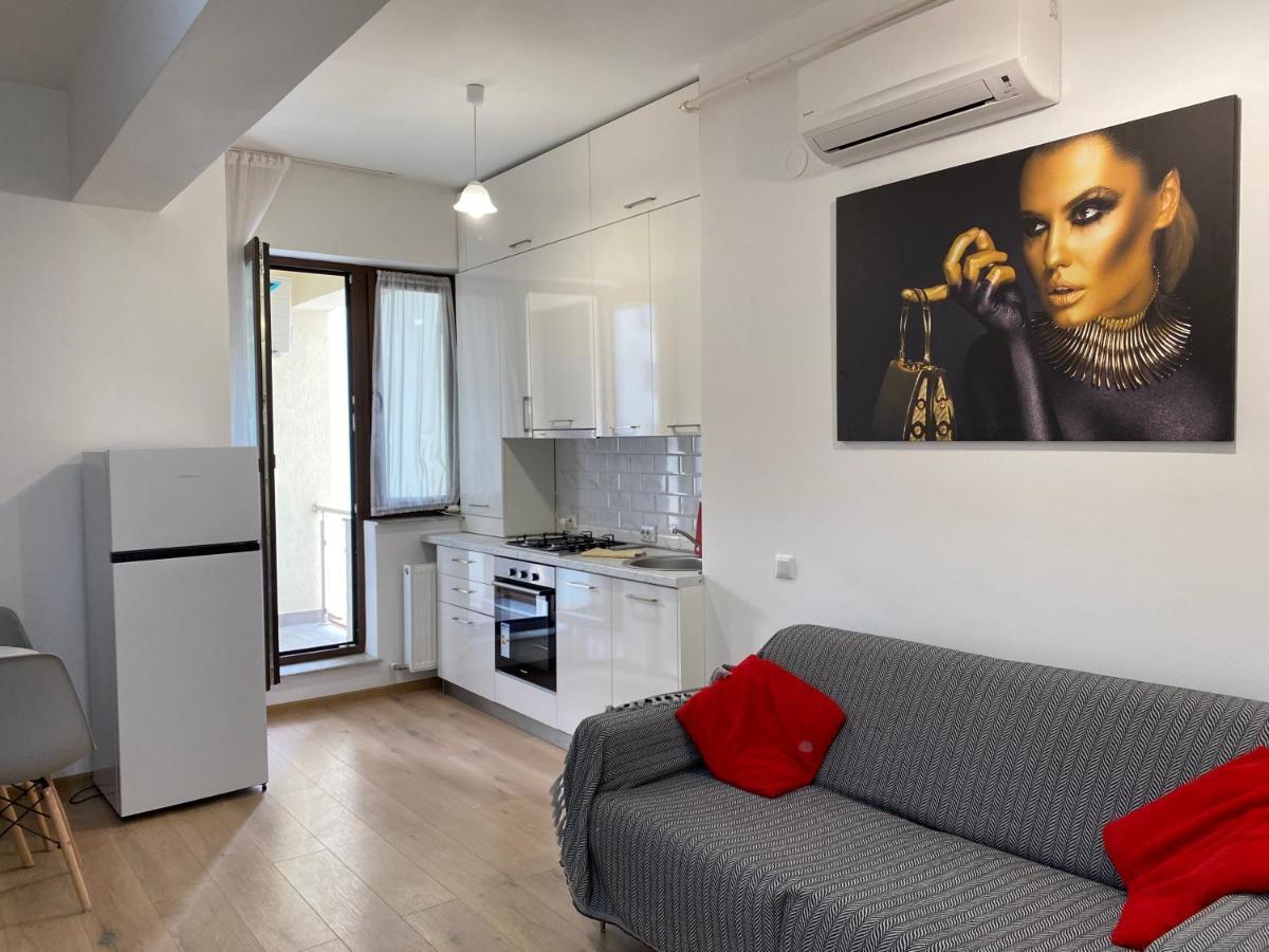 ياش City Center Glam Apartments Palas المظهر الخارجي الصورة